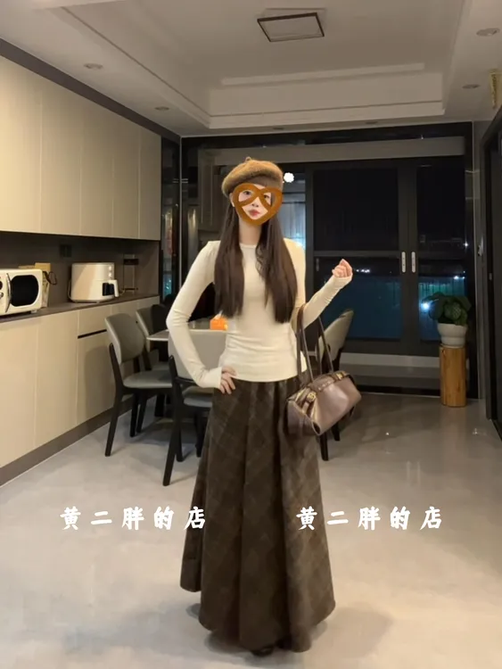 美式复古白色拼接长袖t恤女修身显瘦慵懒松弛感休闲上衣长裙套装