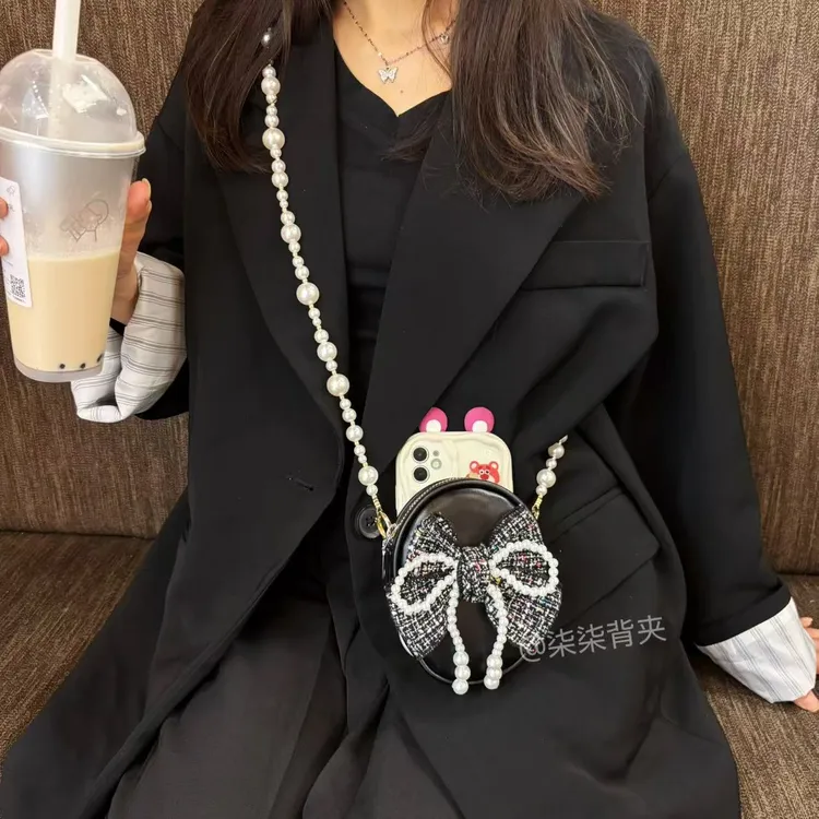 【手机背夹-不含壳】小香风蝴蝶结圆包手机背夹时尚潮流通用型号