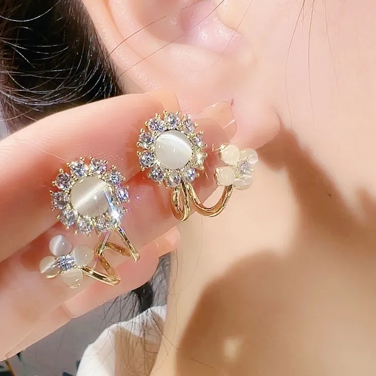 合金锆石耳饰 【女神花】轻奢时尚花型耳钉春夏减龄耳饰219