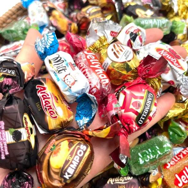 土库曼进口混合糖果多种口味奶糖水果软糖夹心巧克力喜糖年货散装