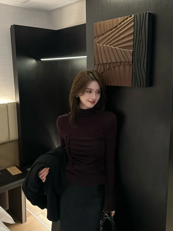 LUOZHIYIN/罗知音秋冬新款磨毛打底捏褶长袖半高领上衣T113643M