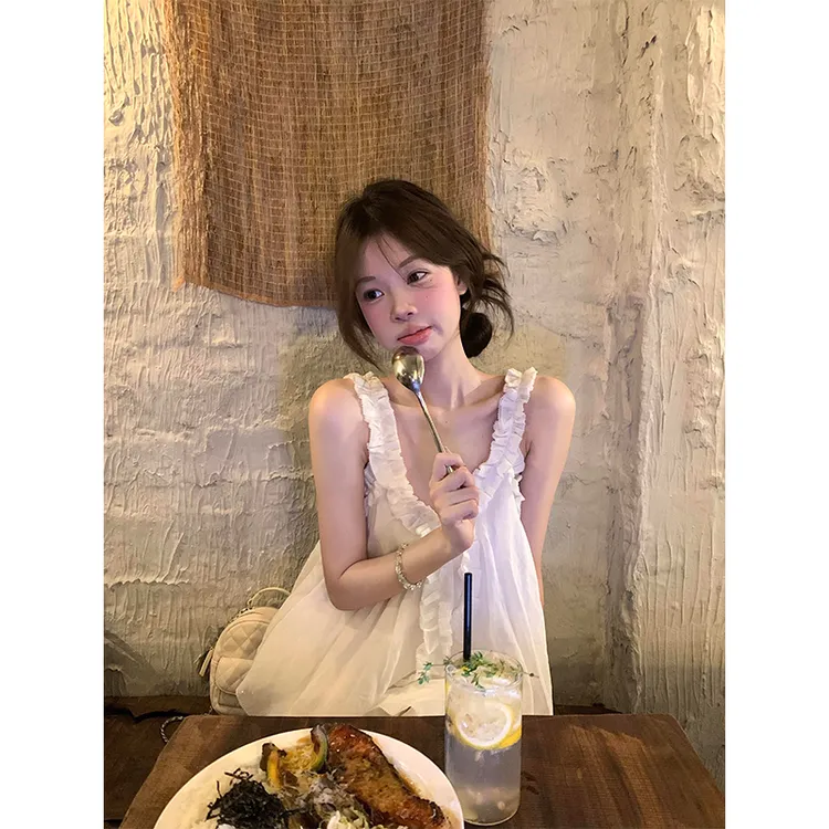 法式白色吊带背心木耳边v领无袖小衫宽松显瘦上衣直筒宽松阔腿裤