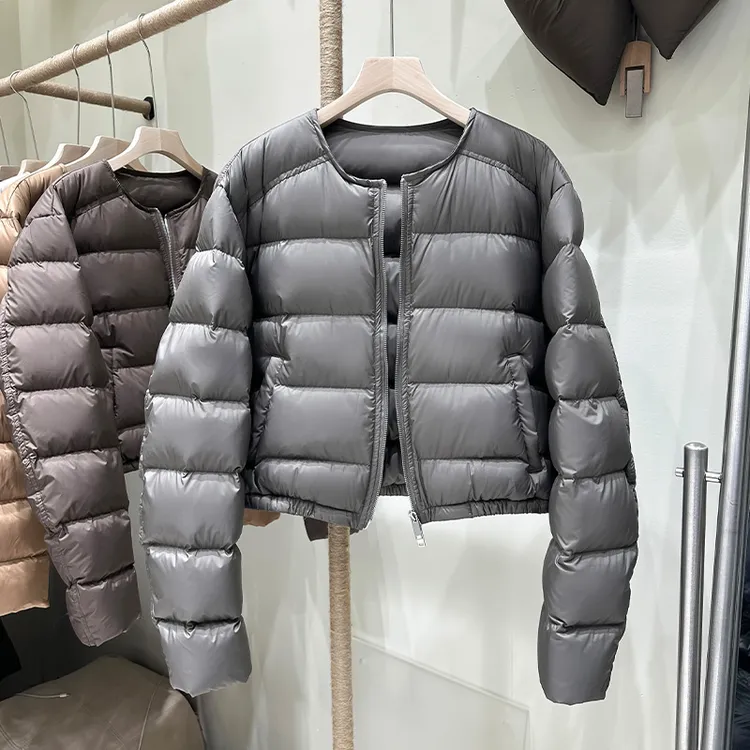 90白鸭绒圆领短款羽绒服女款冬季2025年新款小个子面包服羽绒外套