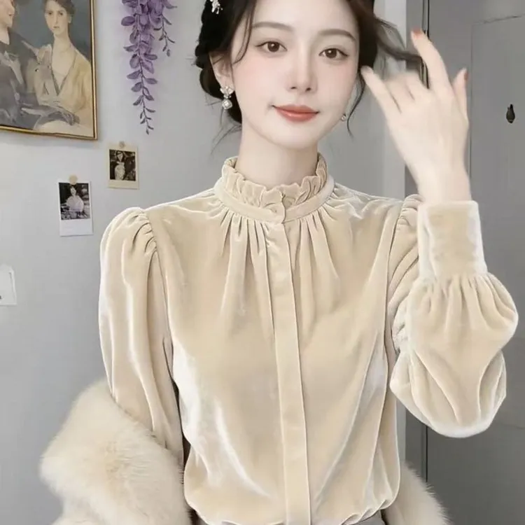 259秋冬新款时尚丝绒衫法式气质名媛风泡泡袖木耳边半高领衬衫