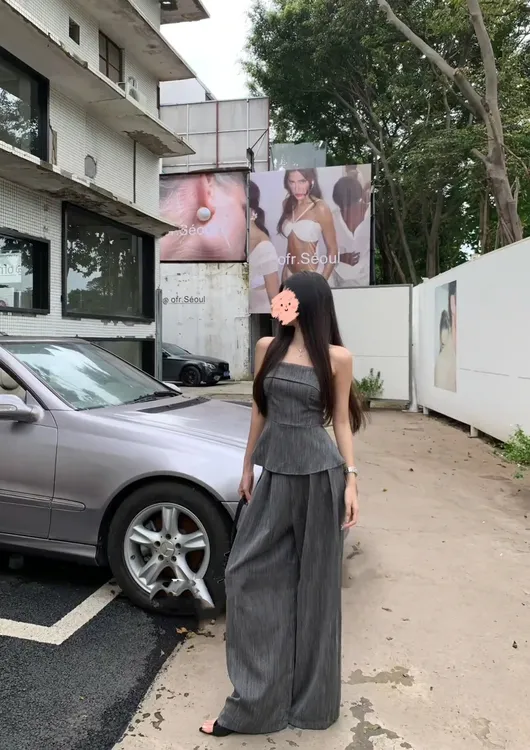 2025夏季新款港风复古辣妹修身显瘦抹胸上衣女高腰宽松直筒阔腿裤