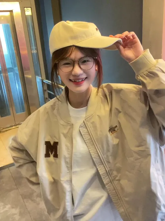 秋日系复古字母刺绣棒球服外套女秋季小个子学生宽松工装飞行夹克