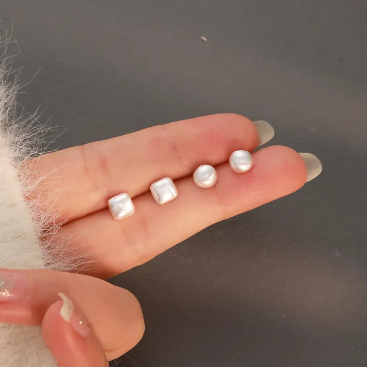 925银耳饰 方糖圆形耳环精致百搭小巧养耳洞耳钉女设计感百搭耳饰