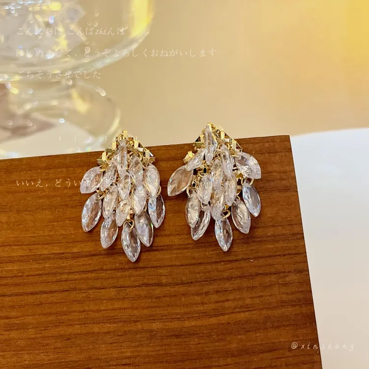 铜合金锆石耳饰 【许我耀眼】轻奢锆石流苏耳环精致小众气质耳饰闪