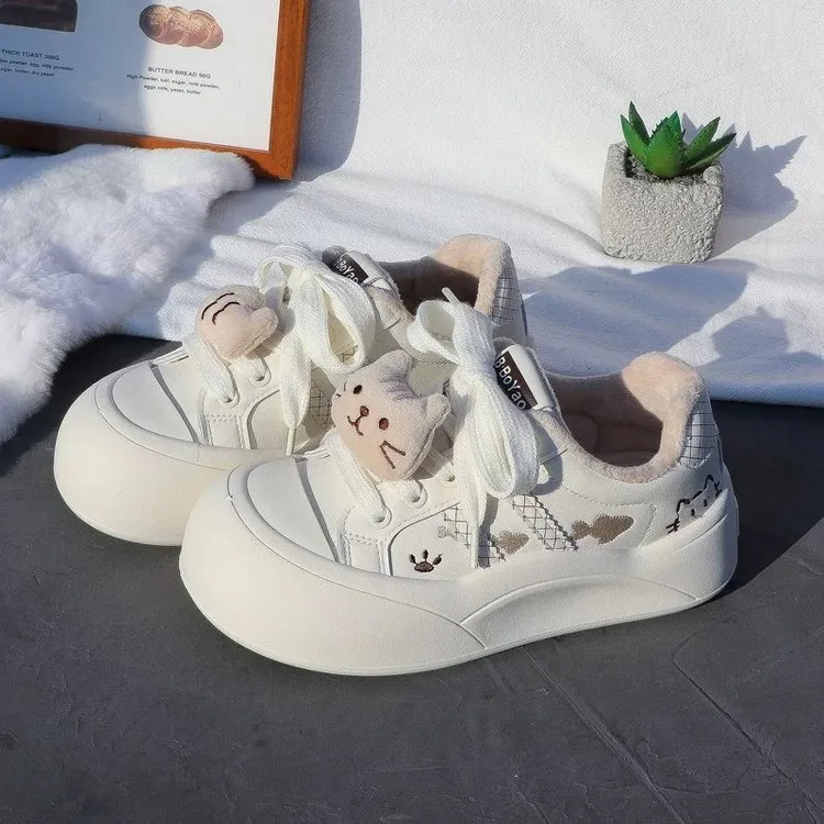 2025秋季新款运动鞋透气女子系带2025年冬季米蓝低帮帮高