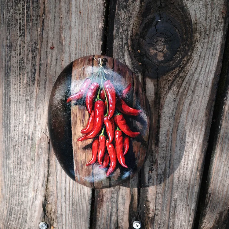 石头画，辣椒，红红火火，充满活力和热情，交福运，手绘 创意摆件