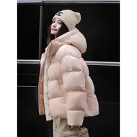 泡芙2025新款羽绒服女冬季时尚宽松连帽加厚短款保暖面包服外套潮