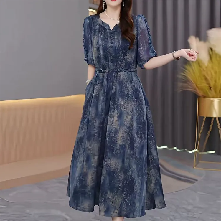 夏季大码连衣裙女装连衣裙2025大码宽松气质收腰显瘦新款系带裙子