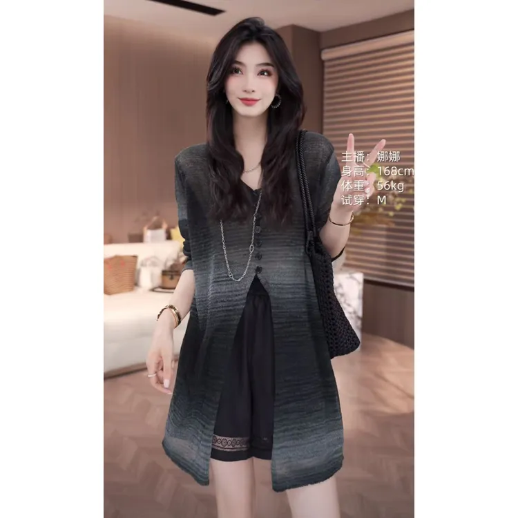 [麦霓严选]2025新款针织开衫单排扣开叉设计上衣9370 