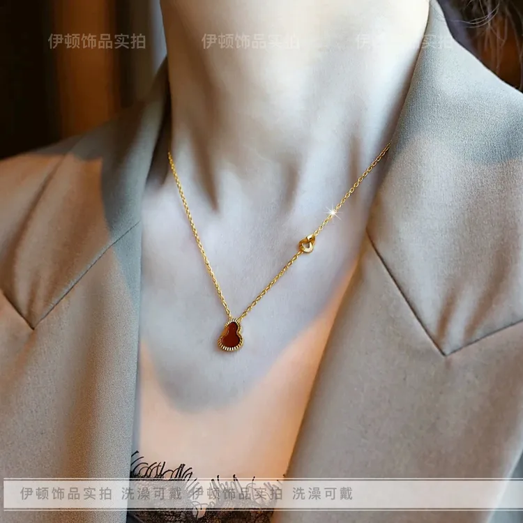 钛钢项链 不掉色某福同款新中式镭射镂空福禄红色葫芦项链锁骨链