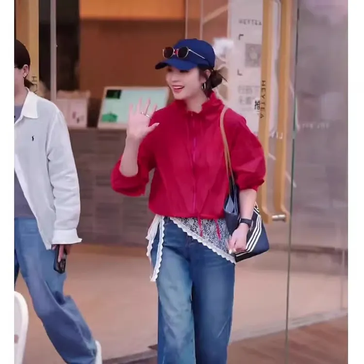 红色时尚休闲长袖防晒外套女2025新款夏季薄款宽松显瘦高级感上衣
