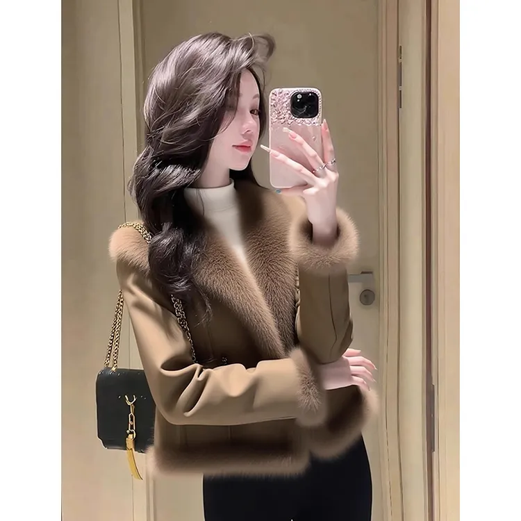 美拉德慵懒风咖色毛毛短款外套女冬季时髦洋气轻奢气质保暖上衣