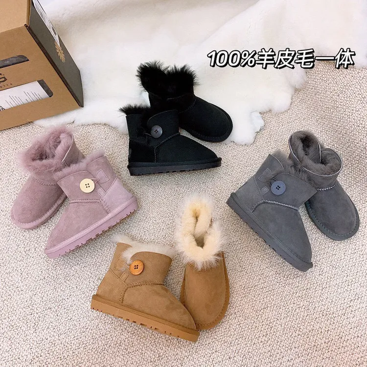 羊皮毛儿童雪地靴男宝女宝保暖防滑黄金牛筋底冬季加厚防滑雪地靴