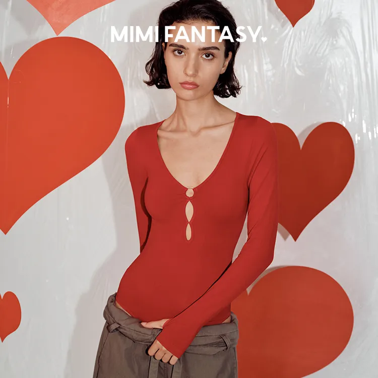 【达人专属】咪咪范特西辣妹深V镂空塑身连体衣