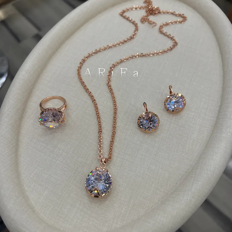 钛钢项链 新款时尚大方百搭气质个性玫瑰金色三件套 仿金精致