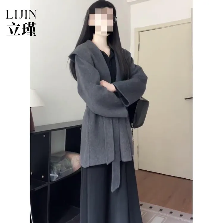 灰色连帽呢子大衣女2025新款毛呢外套小个子赫本风高级感气质韩系