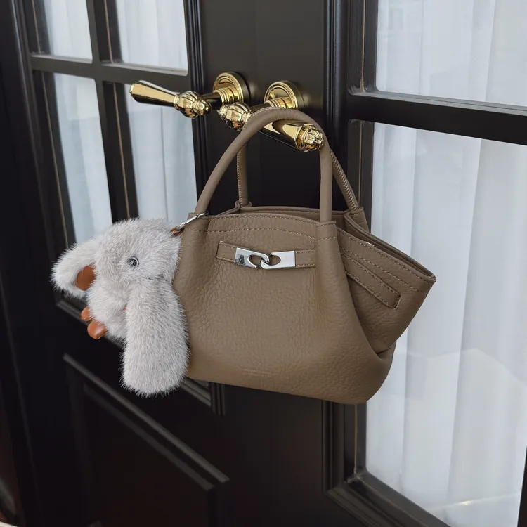 包包女款爆款2025新款韩版复古时尚百搭荔枝纹菜篮子包单肩斜挎包