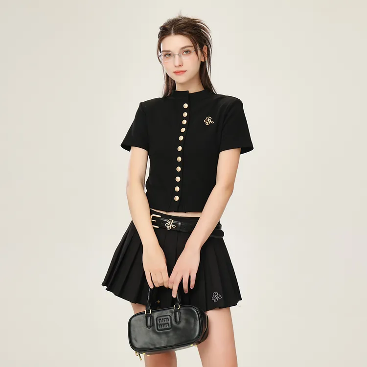 ikyou原创金属扣针织短袖t恤女夏季新款小众设计修身显瘦气质上衣