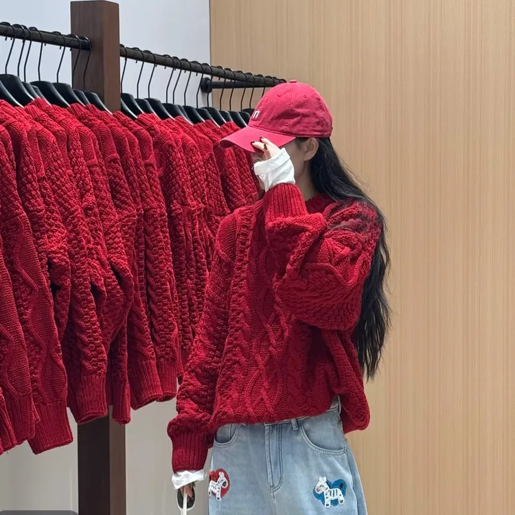 幸运日～慵懒风圆领套头粗针织麻花复古宽松氛围感毛衣