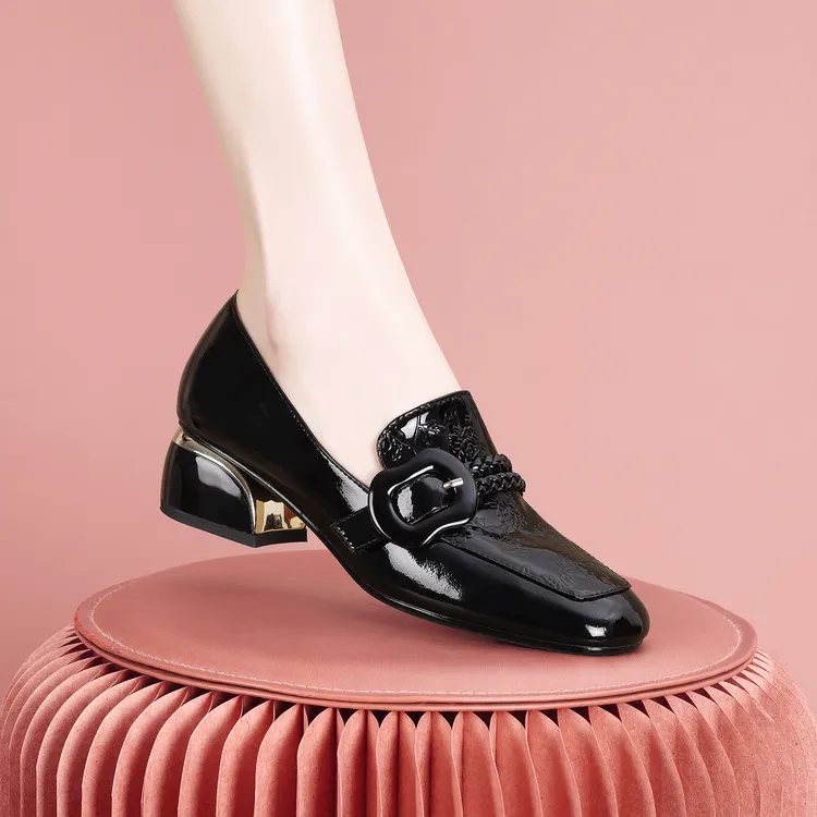 梵芮诗2025新款春夏潮流时尚轻职风耐磨粗跟低跟乐福女单鞋-J2012