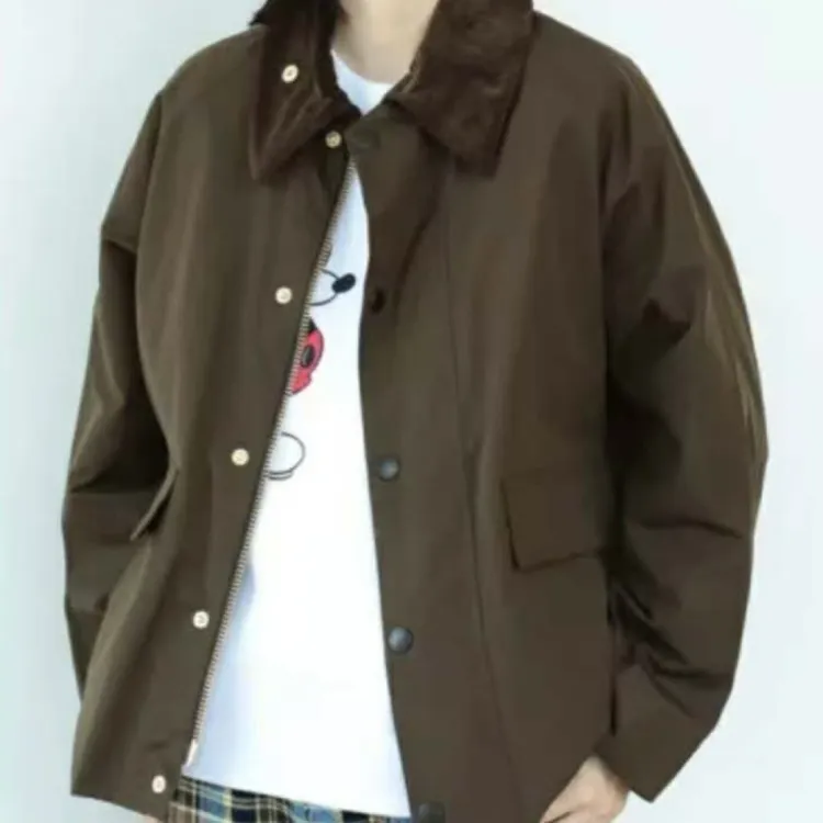 女士秋款夹克外套