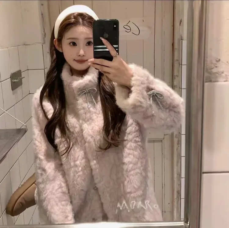 小熊心事立领染尖韩系甜美毛毛外套冬季新款加厚皮毛一体