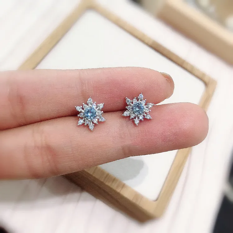 Jusong klein 铜合金锆石耳饰 雪花耳钉微镶锆石简约冷淡风耳饰