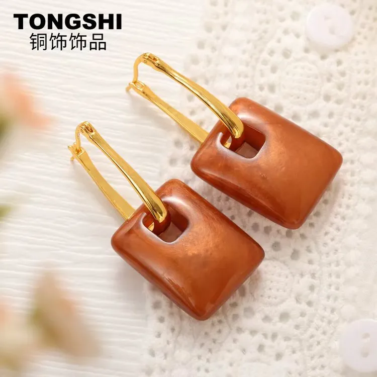 铜合金耳饰 几何复古宫廷女黑色日韩金色耳环耳圈轻奢气质百搭