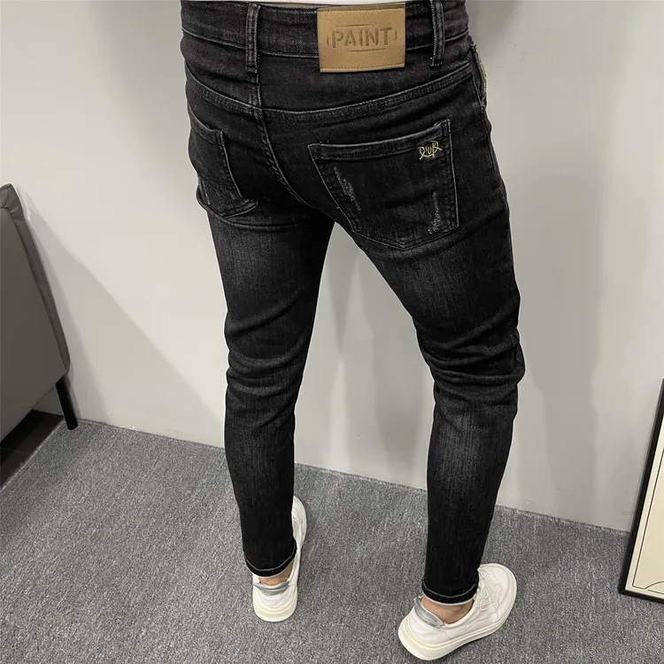 时尚流行刺绣水洗黑修身小脚牛仔长裤男潮牌青春夏秋新款休闲九分