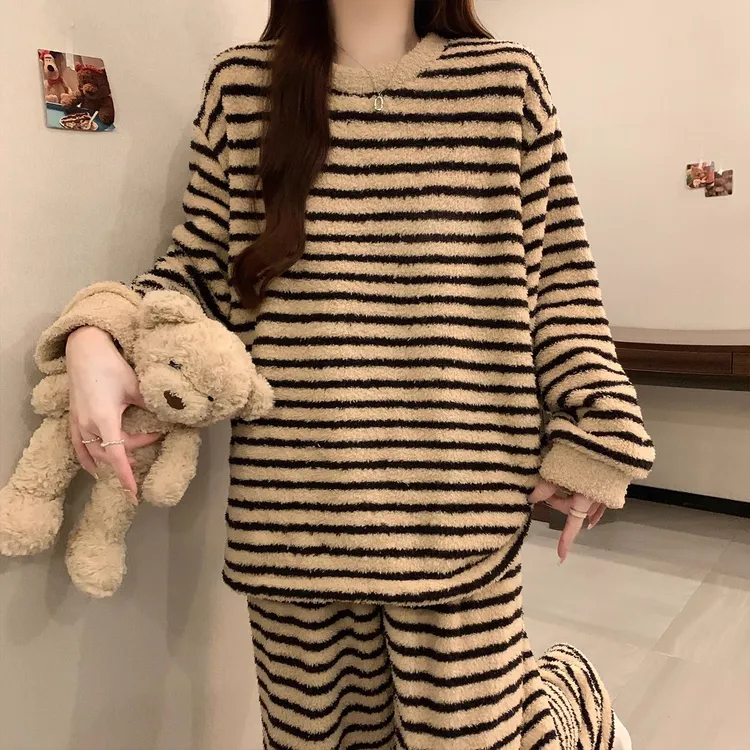大码胖MM睡衣冬季200斤女款加厚珊瑚绒条纹休闲可外穿家居服套装