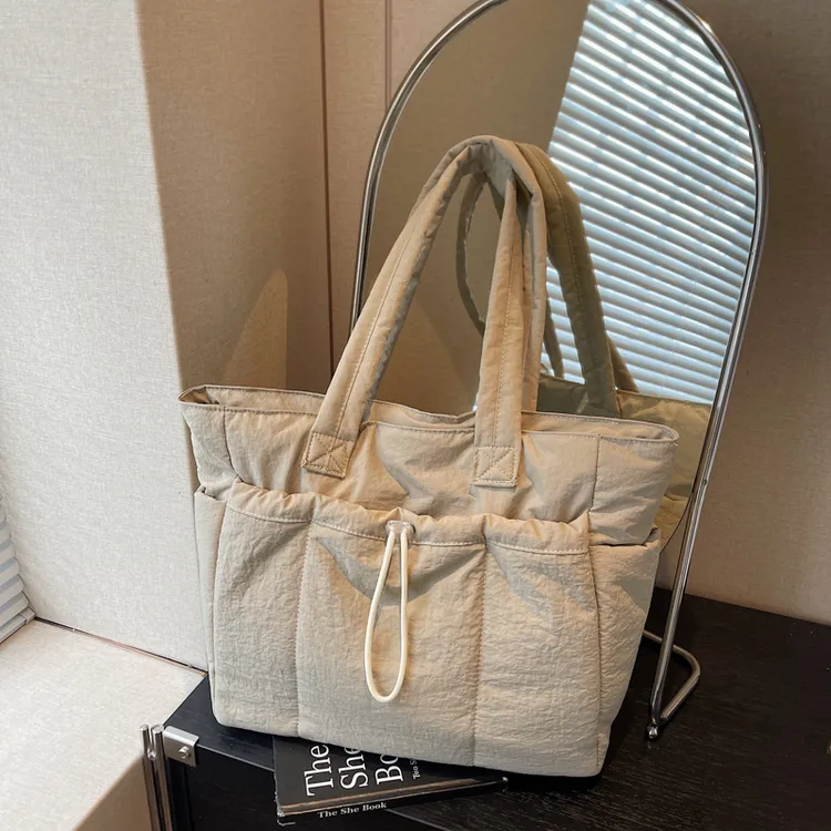 大容量托特包女2026新款秋冬棉服包上课通勤单肩手提包时尚百搭包