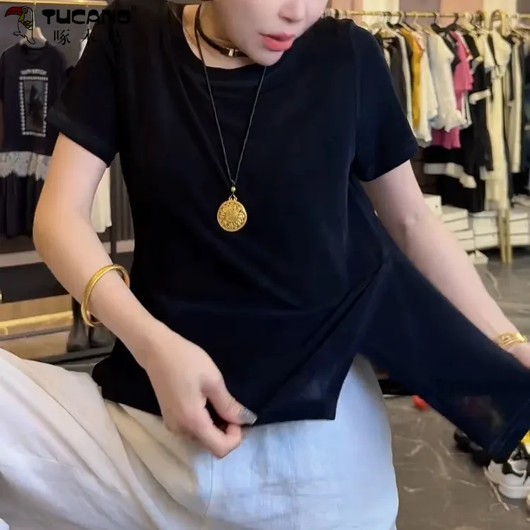 啄木鳥95棉年夏季高品质新款洋气显夜开衩短袖T袖上衣纯色圆领