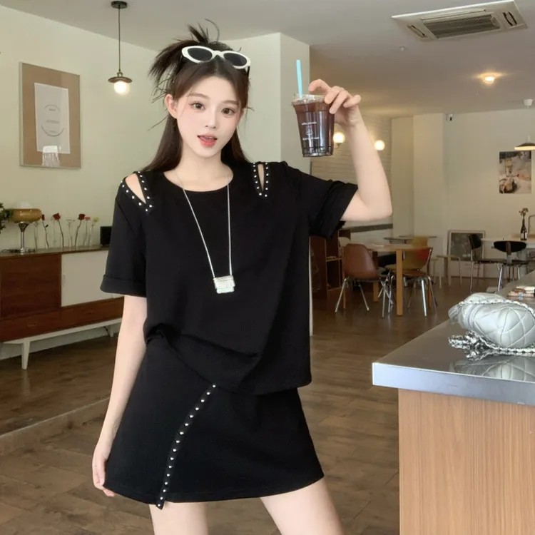 【美丽定制】2025微胖大码夏季套装女钉珠休闲时尚设计感短裙两件套