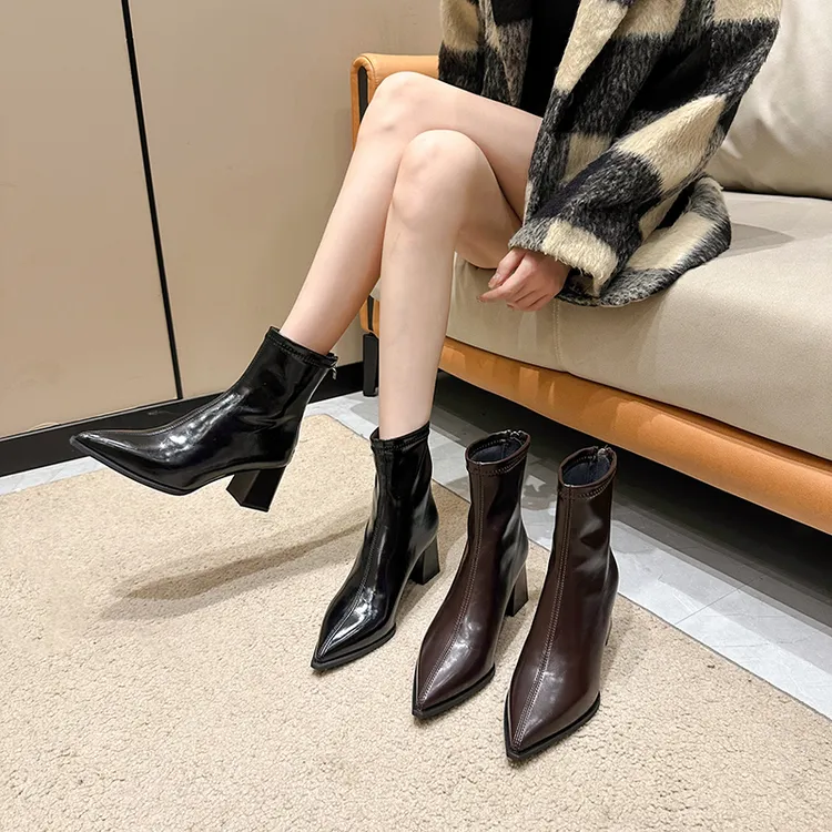 法式尖头弹力瘦瘦靴女2025秋冬新款粗跟短靴复古百搭棕色切尔西靴