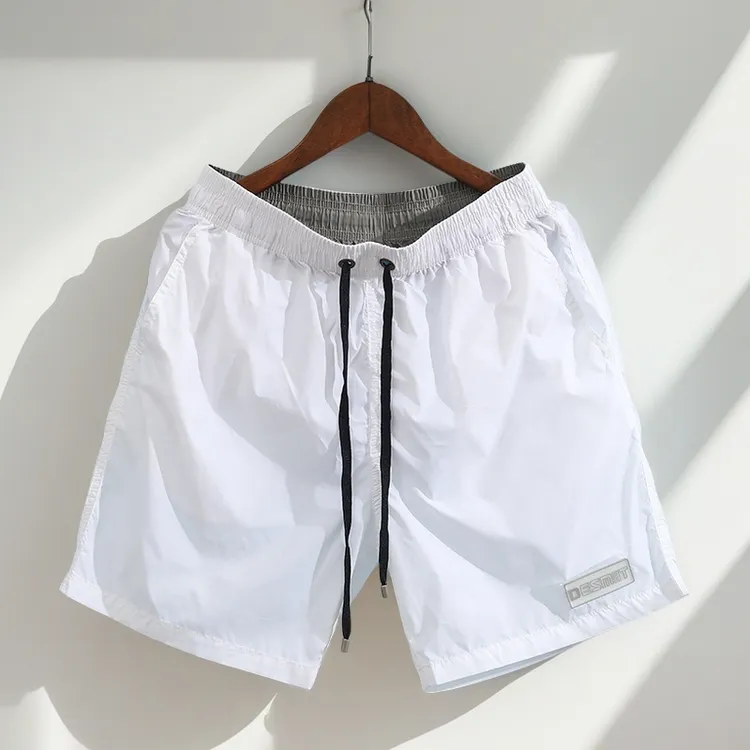 新款男士潮流短裤冰丝速干沙滩裤轻薄休闲运动四分裤男潮牌高级感