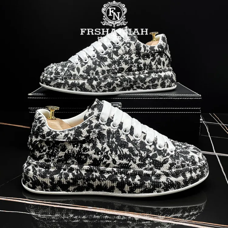 【轻奢板鞋】法莎尼亚潮牌男鞋2025秋季新款松糕鞋时尚个性水钻男鞋