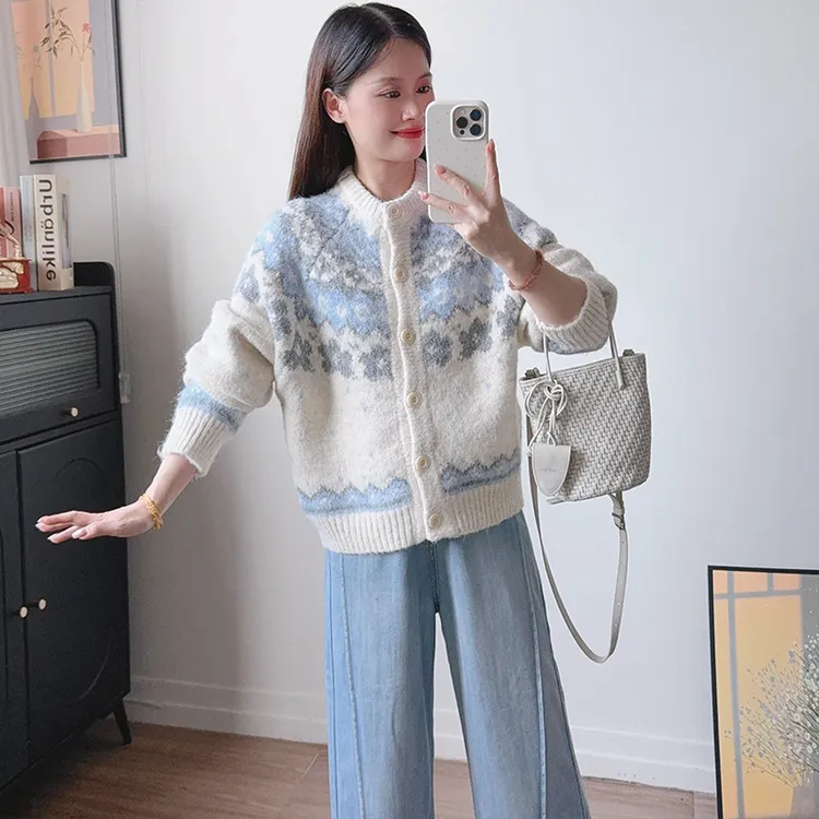 韩系慵懒风软糯毛衣外套女2025秋冬新款宽松百搭针织开衫上衣外搭