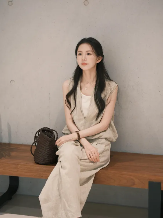 2025夏季新款老钱风松弛慵懒风无袖上衣气质百搭休闲阔腿裤套装