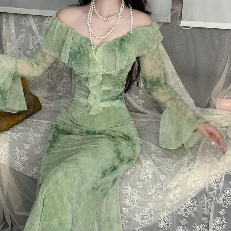 LHMknk1画报夫人原创自制温柔氛围感鱼尾植绒连衣裙  绿露扶苏