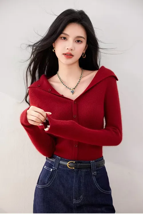 秋冬新款翻领洋气百搭100羊毛衫针织开衫女时尚红色修身气质打底