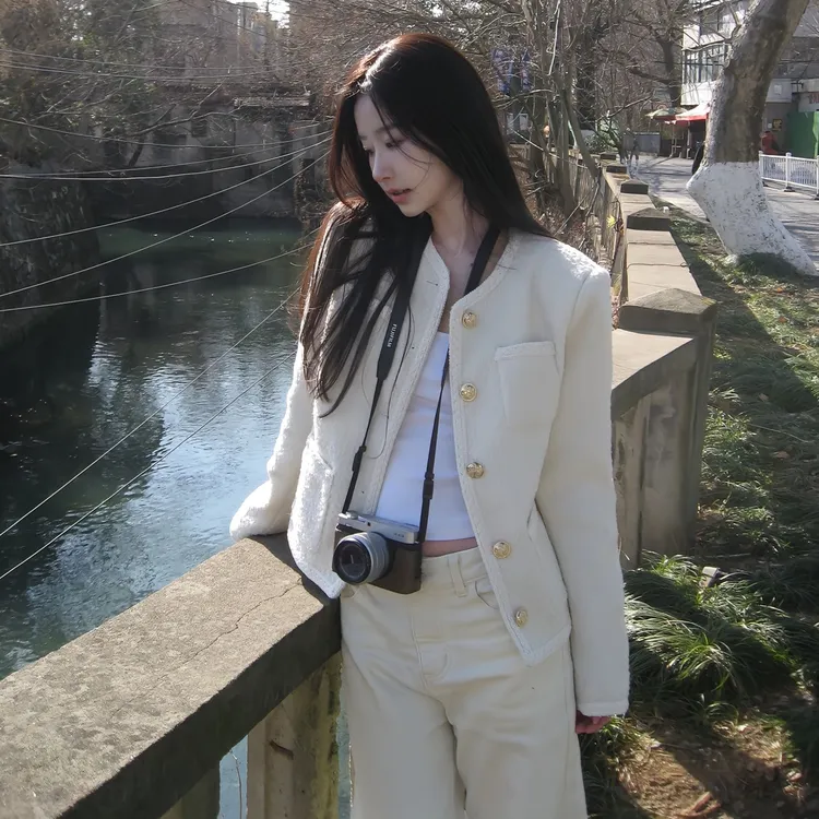 早秋白色小香风短款薄外套2025早秋冬季女装新款韩系气质上衣7290