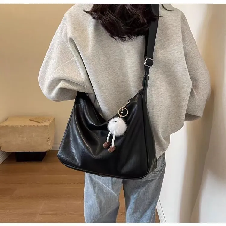 简约大容量包包女2025新款时尚百搭休闲单肩学生通勤斜挎托特包gt