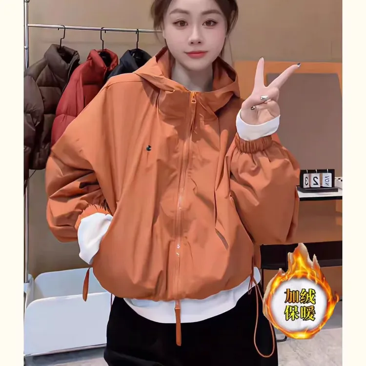 加绒保暖秋冬款短款2025新款小个子休闲高级感夹克女连帽外套上衣