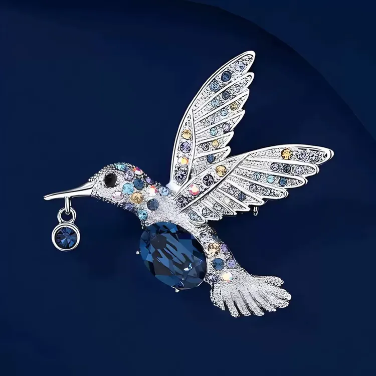 合金仿水晶胸针 时尚蜂鸟胸针男女同款奢华气质胸花别针西装配饰