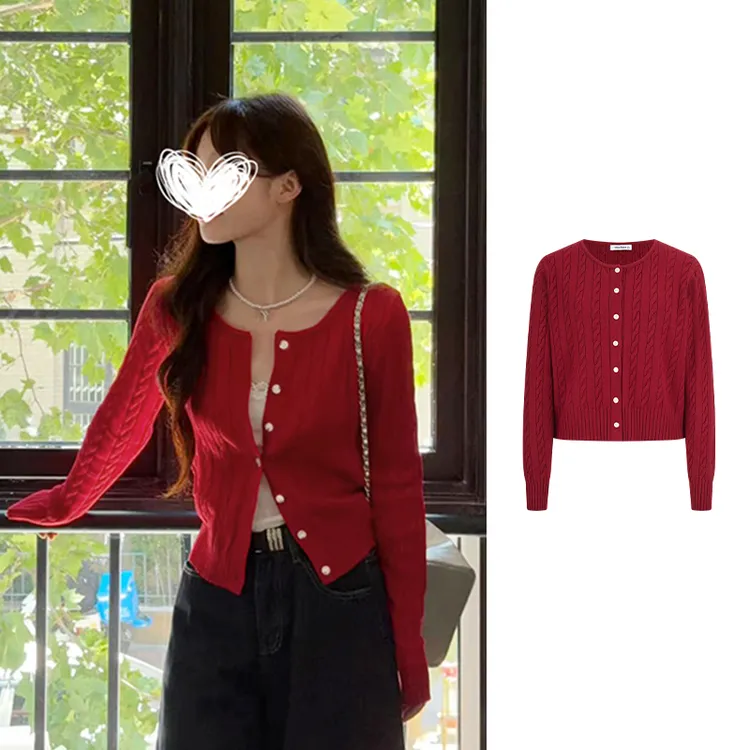 Moses Queen/魔西女王新年红圆领麻花针织开衫显瘦短款毛衣外套