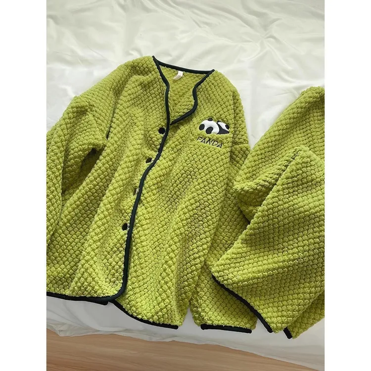 熊猫珊瑚绒秋冬季睡衣女款2023年睡猪猪新款绿色高级感加绒家居服